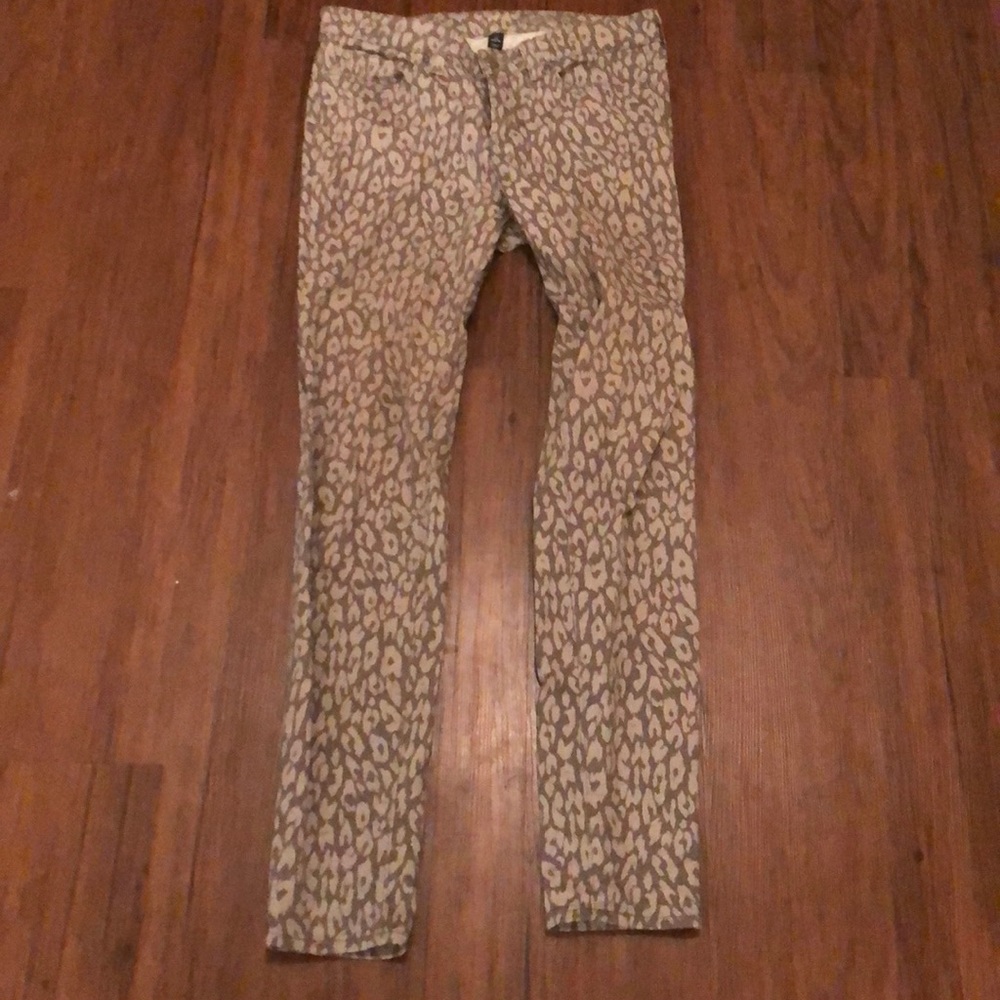 GAP leopard print denim. EUC. Size 4